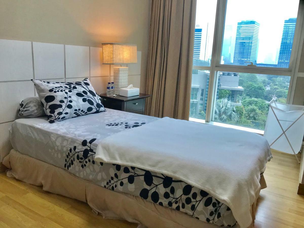The Peak At Sudirman - 3 Bedroom Exclusive Private Appartement *